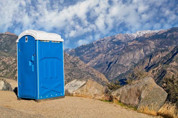 Portable Toilet Options We Offer in Bogata, TX